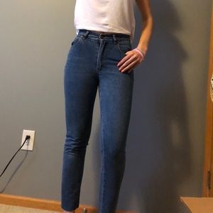 Vintage High Waisted Mom Jeans